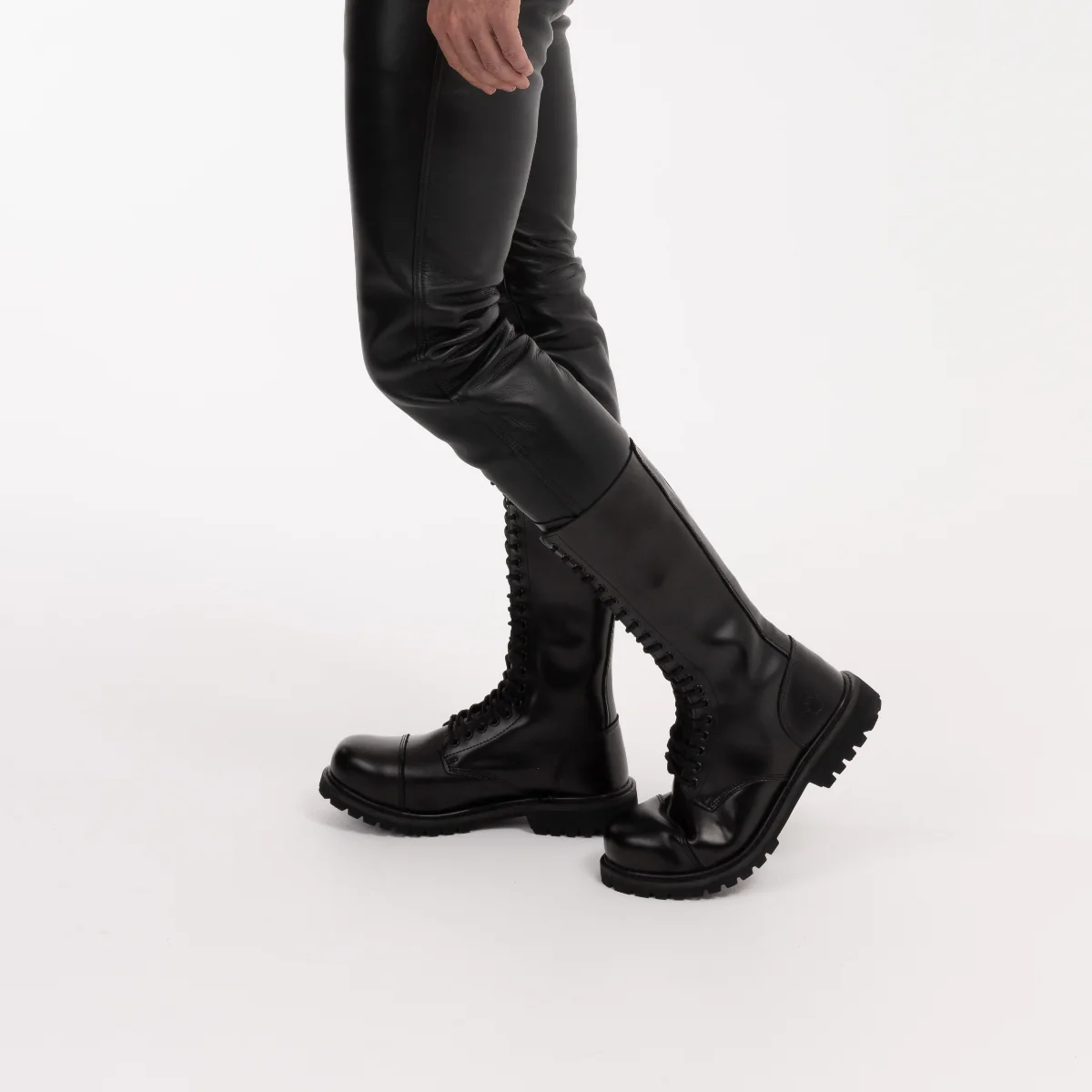 Prowler RED Leather 20 Hole Boots UK Sizes - Image 4