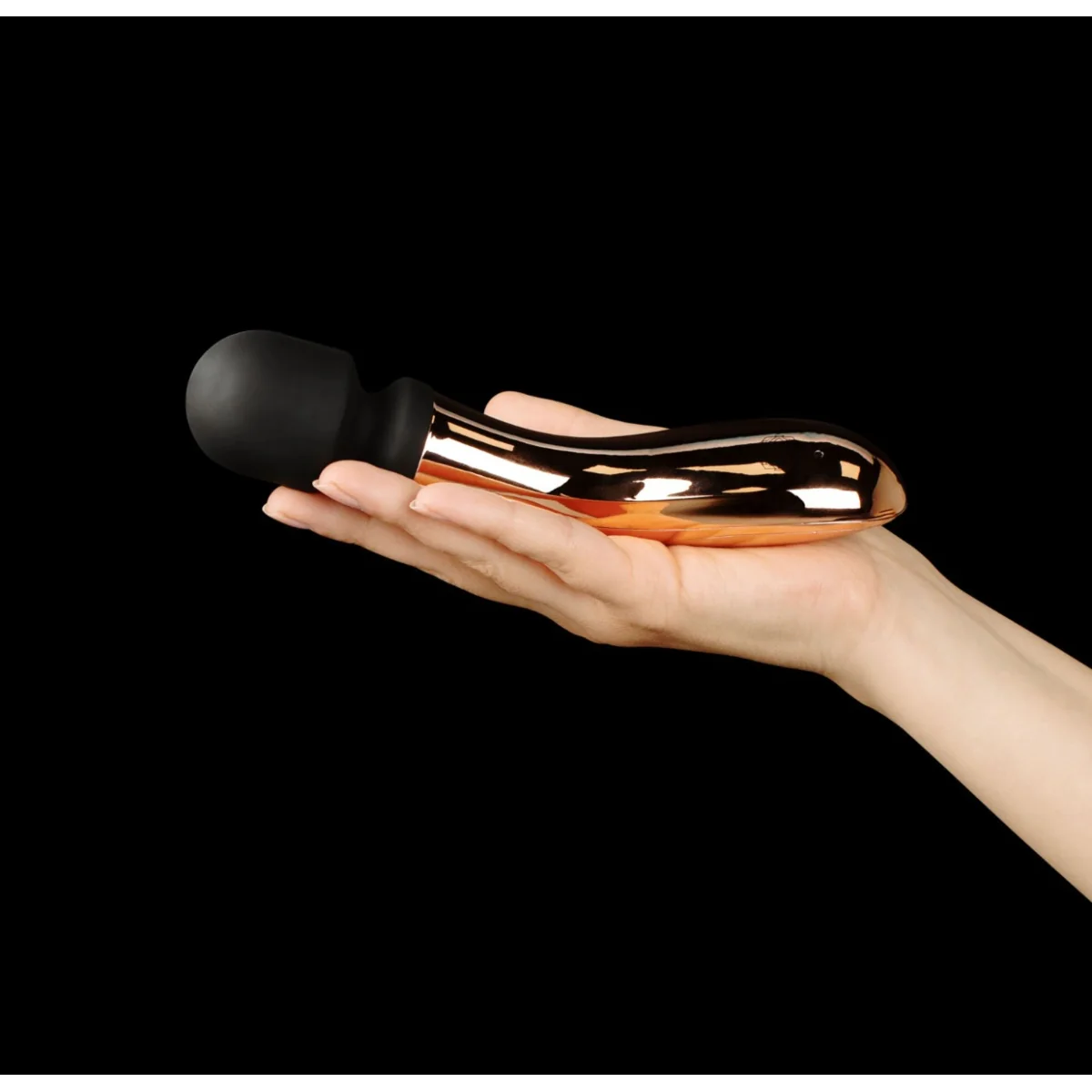 Rosy Gold Nouveau Curve Wand Massager Rose Gold Black - Image 4